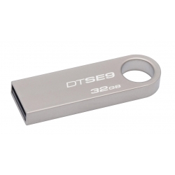 Kingston 32GB DataTraveler SE9 Flash Drive USB 2.0